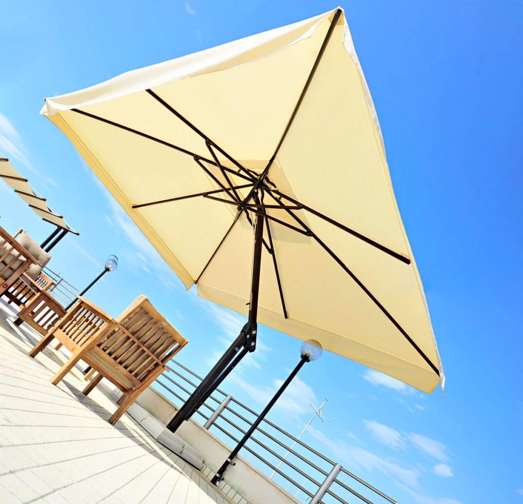 Large King Cantilever Umbrella