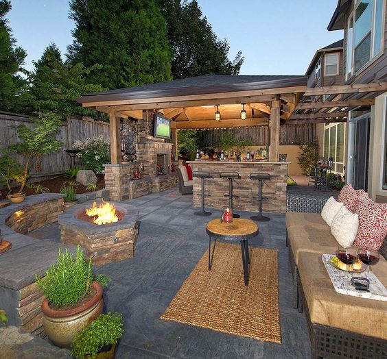 Outdoor bar area