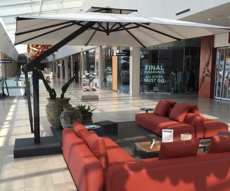 Outdoor Restaurant Umbrellas