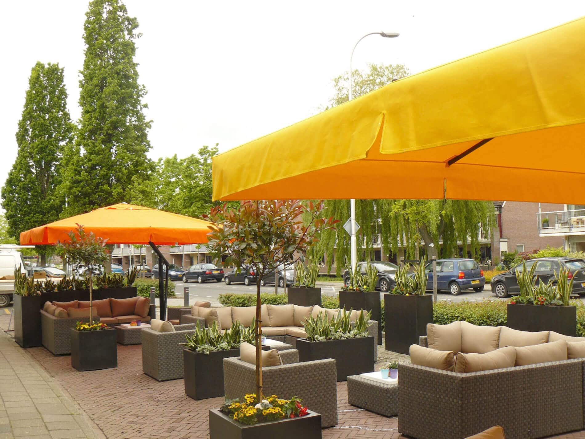 Outdoor Restaurant Umbrellas