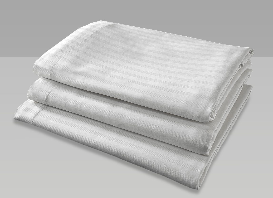 Experience luxury with Poggesi's Riga Collection bed linens – a harmonious blend of style and comfort. The meticulously crafted linens elevate your sleep sanctuary, providing a touch of elegance and superior softness.