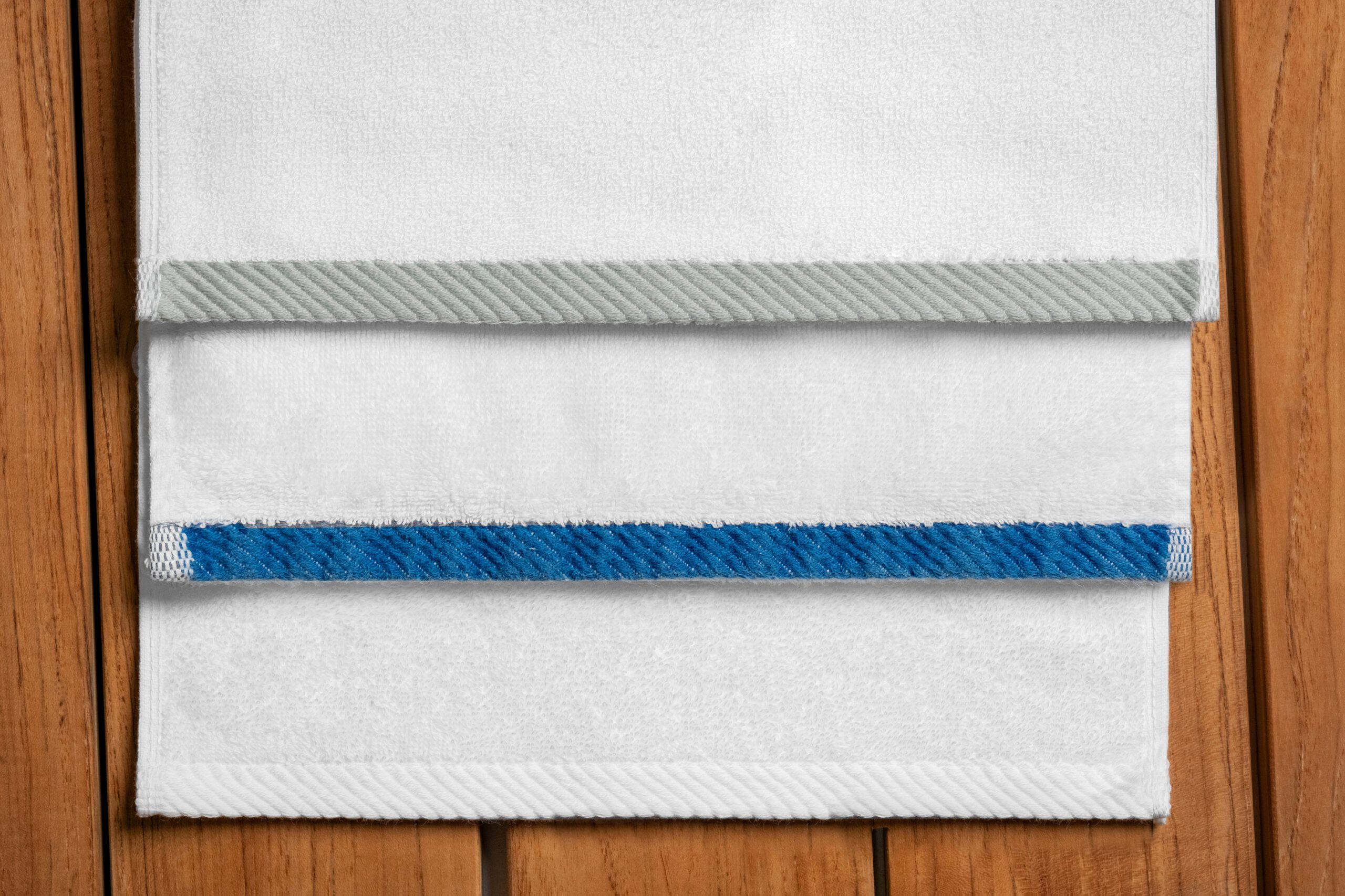 Experience ultimate comfort with Poggesi's Basics Collection Fitness Towels - the perfect blend of luxury and functionality for your workout sessions.