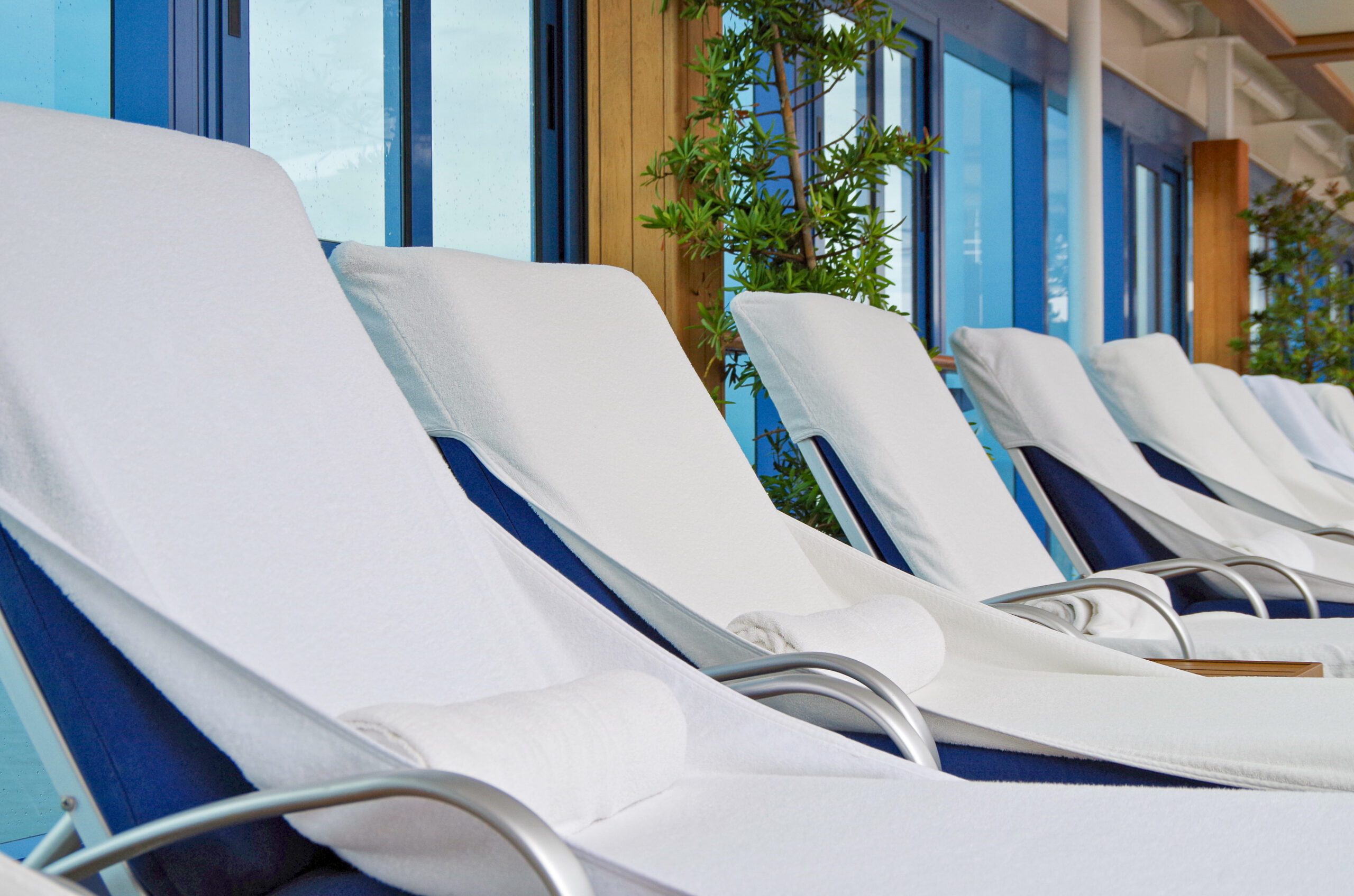 outdoor furniture for cruise lines