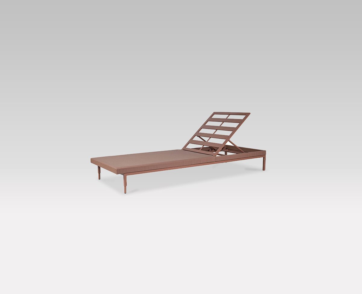 Poggesi Eden Lounger - The epitome of ultimate comfort and style for your leisure moments.