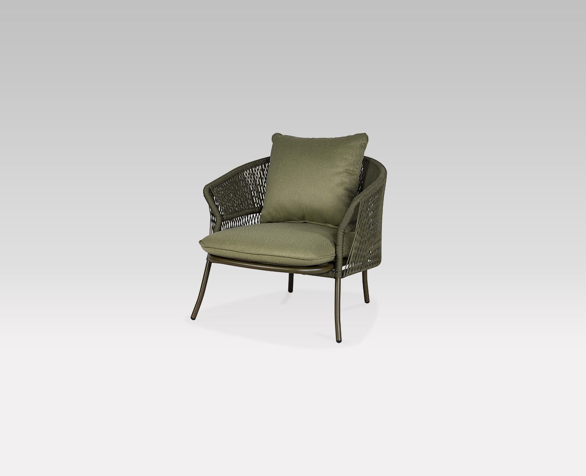 Reggio Single Sofa - Modern elegance and comfort for your living space by Poggesi USA.